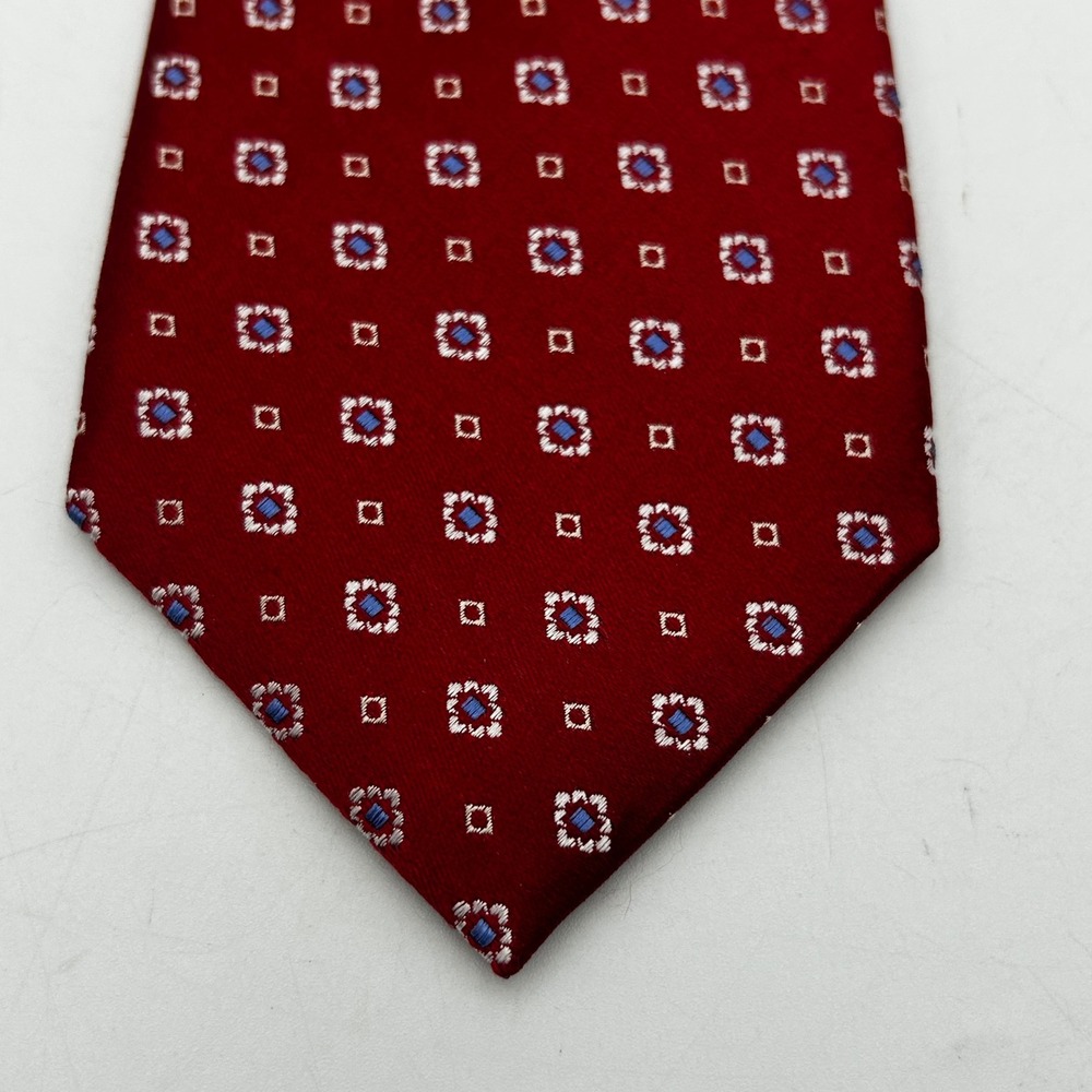 Tasso Elba Necktie Red Mens Geometric Medallion Silk Handmade EUC 3 " Inch Wide - Picture 6 of 8